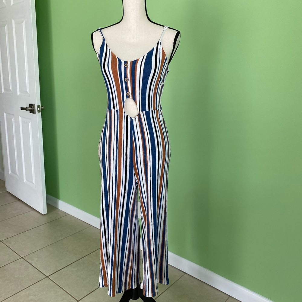 Romper** - Picture 2 of 5